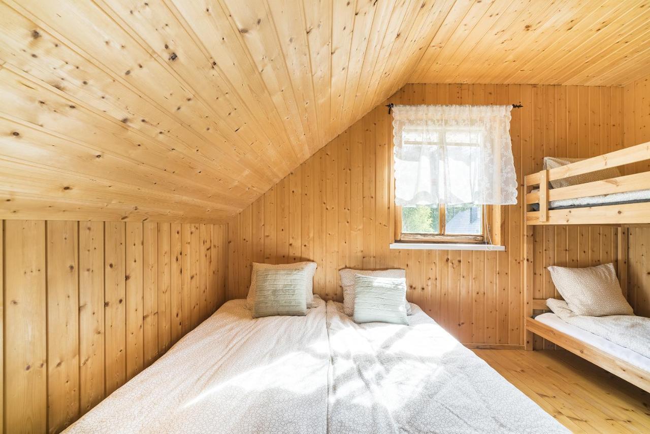 Lodge Lena *